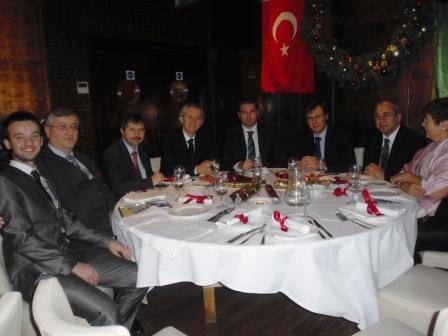 Habipoğlu, İngiltere Batı Trakya Türkleri Dayanışma Derneği’nin bayram yemeğinde