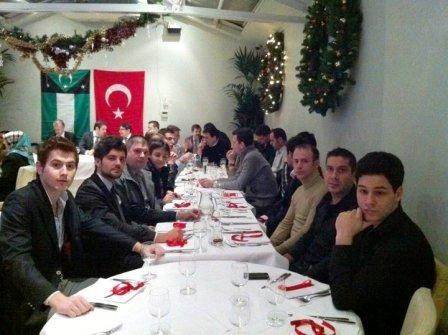 İngiltere Batı Trakya Türkleri bayram yemeğinde buluştular