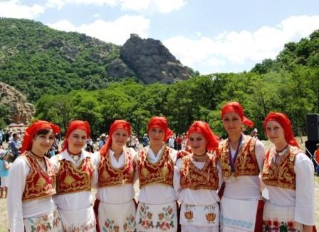 Batı Trakya Azınlığı Yüksek Tahsilliler Derneği Balkan Türk Folklor Festivali’ne katılıyor
